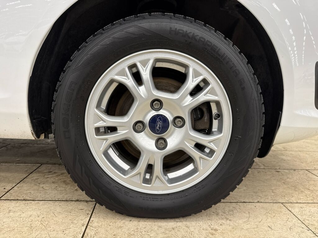 Ford Fiesta 2016 Valkoinen