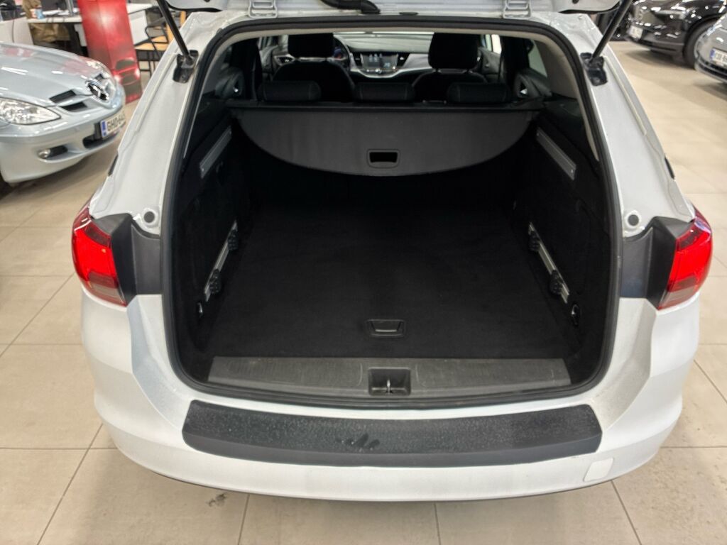 Opel Astra 2016 Valkoinen