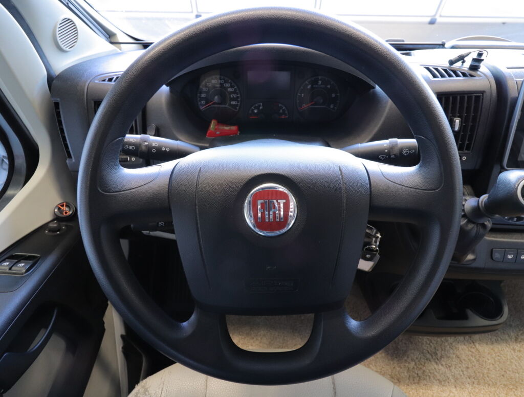 Bürstner NEXXO T 690 2016 Valkoinen