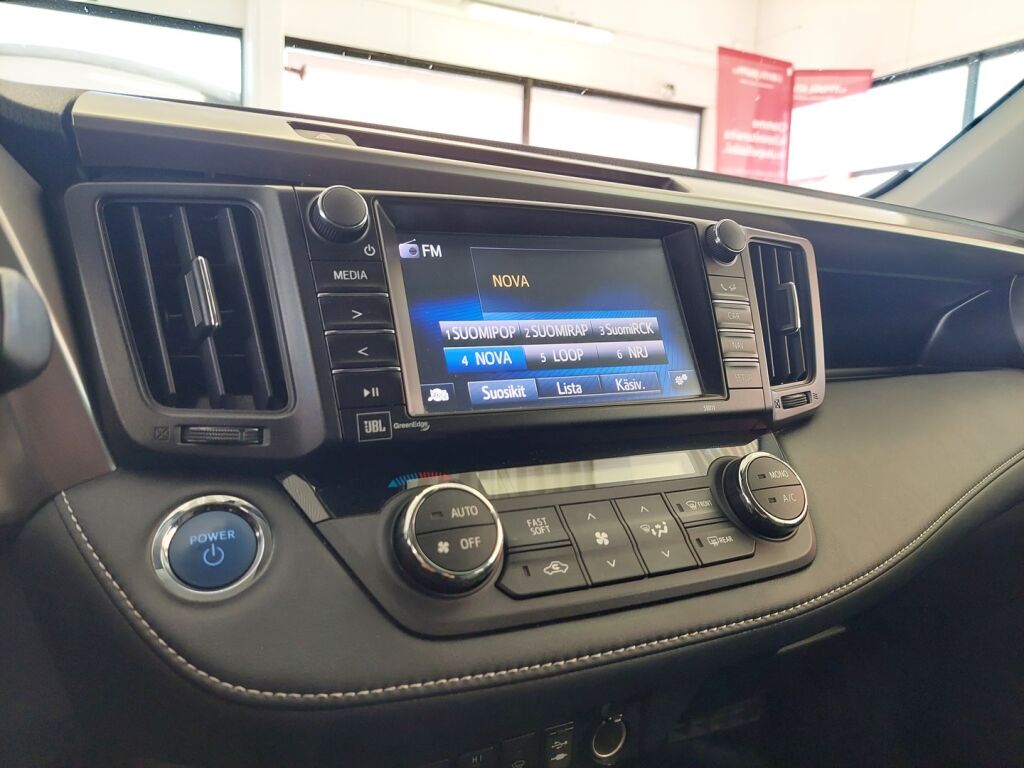 Toyota RAV4 2016 Valkoinen