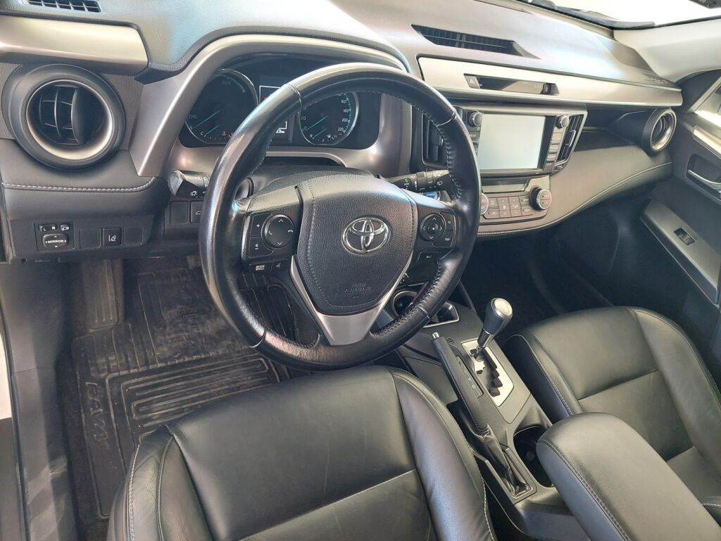 Toyota RAV4 2016 Valkoinen