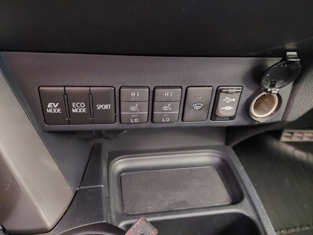 Toyota RAV4 2016 Valkoinen