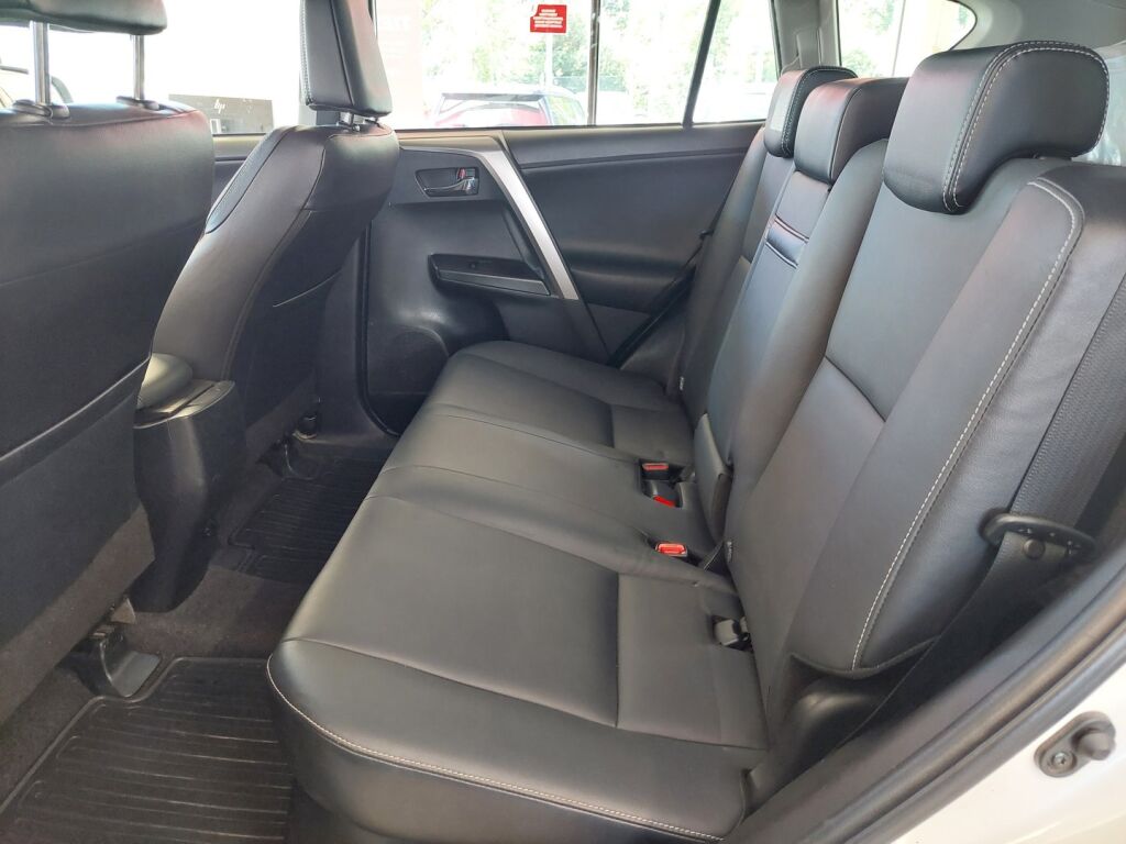 Toyota RAV4 2016 Valkoinen