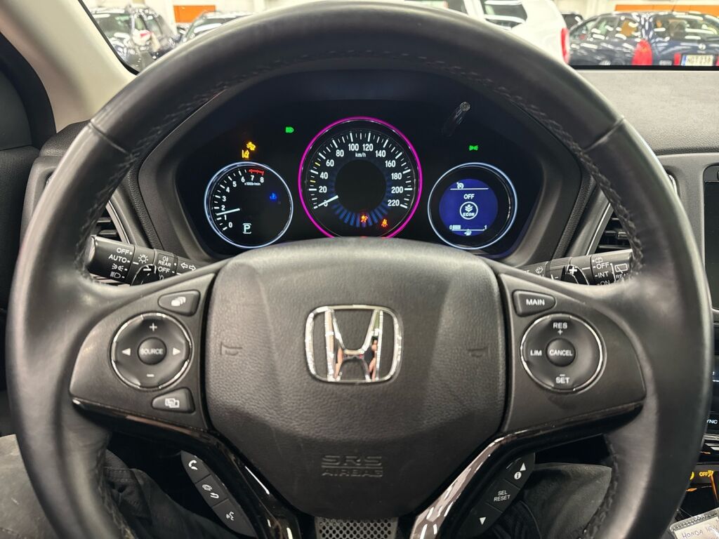 Honda HR-V 2016 Punainen