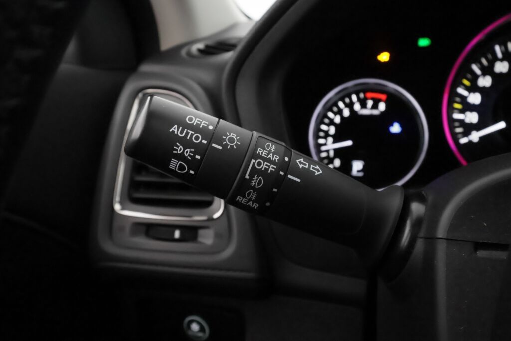 Honda HR-V 2016 Punainen