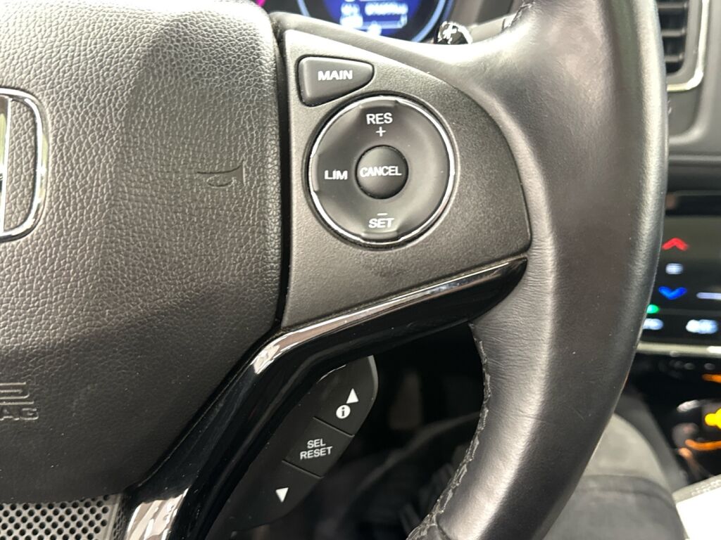 Honda HR-V 2016 Punainen