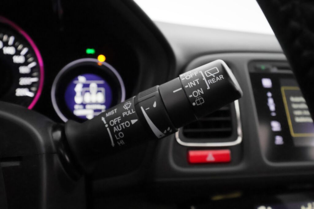 Honda HR-V 2016 Punainen