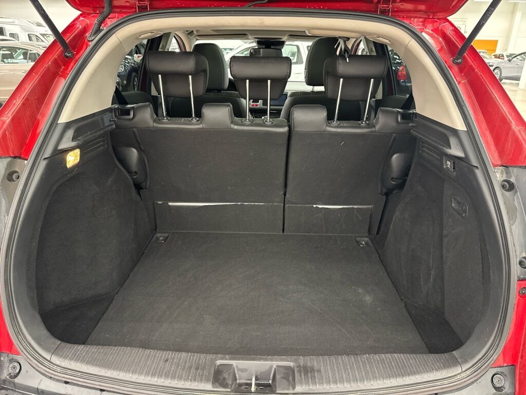 Honda HR-V 2016 Punainen