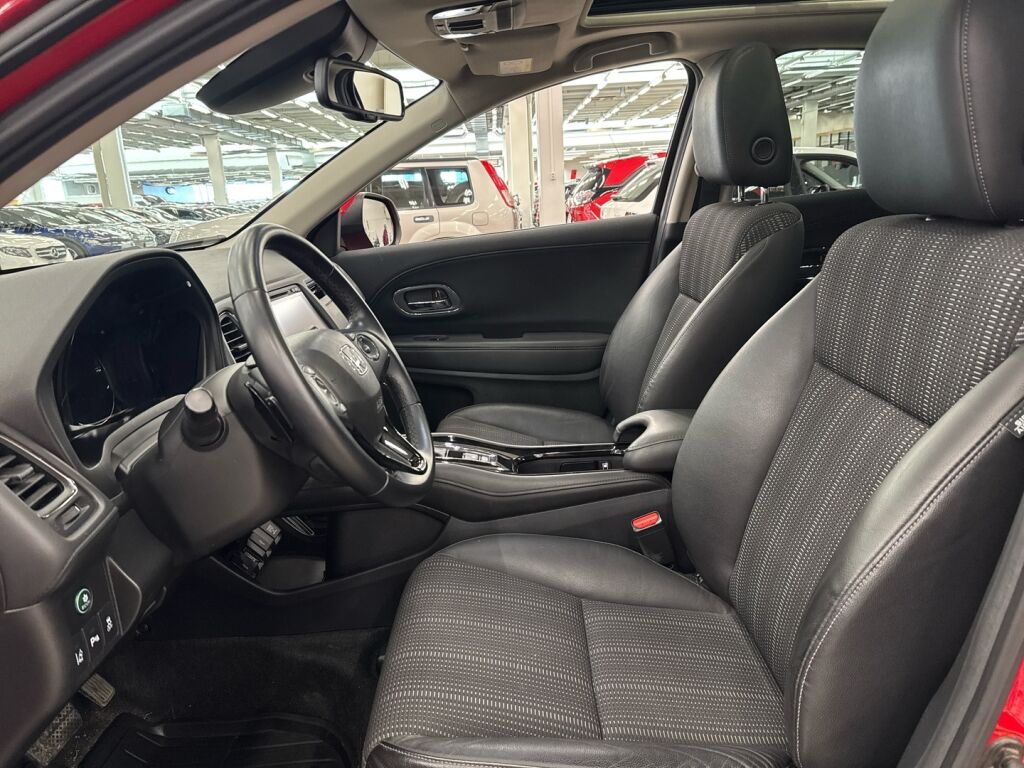 Honda HR-V 2016 Punainen