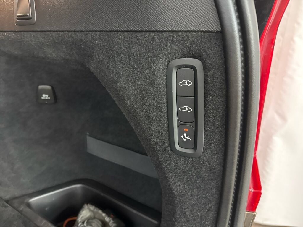 Volvo XC90 2016 Ruskea (beige)