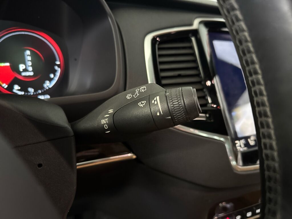 Volvo XC90 2016 Ruskea (beige)