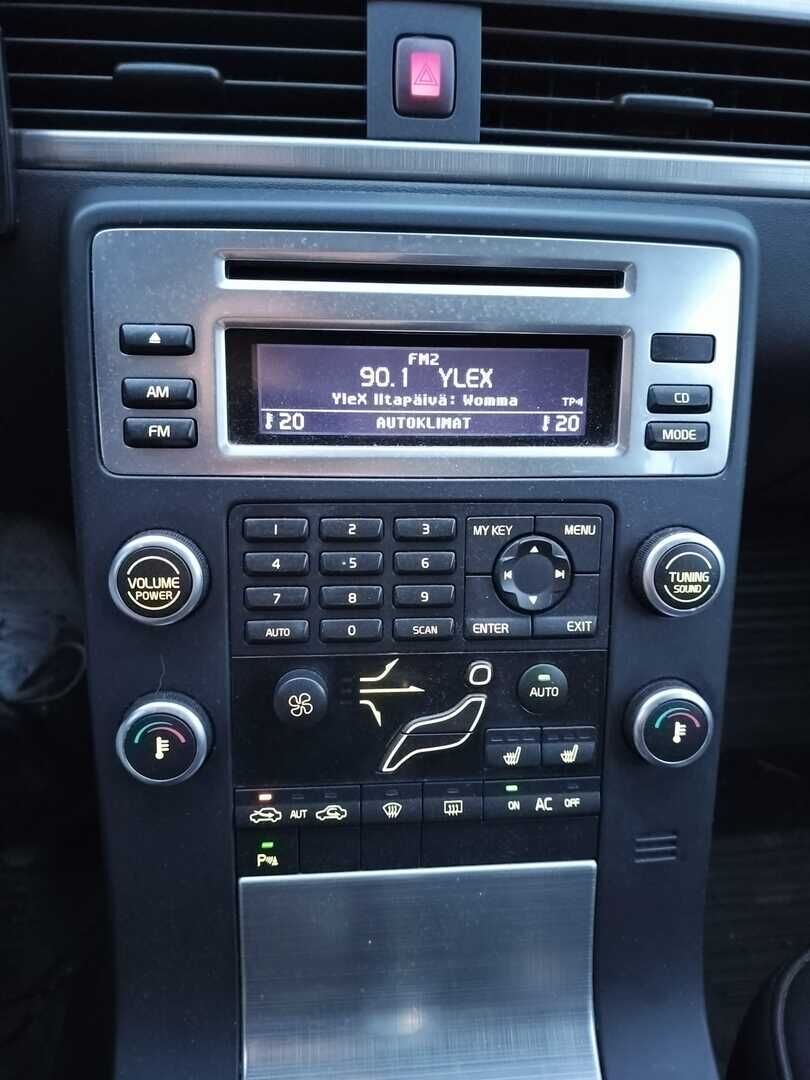 Volvo V70 2008 Ruskea (beige)