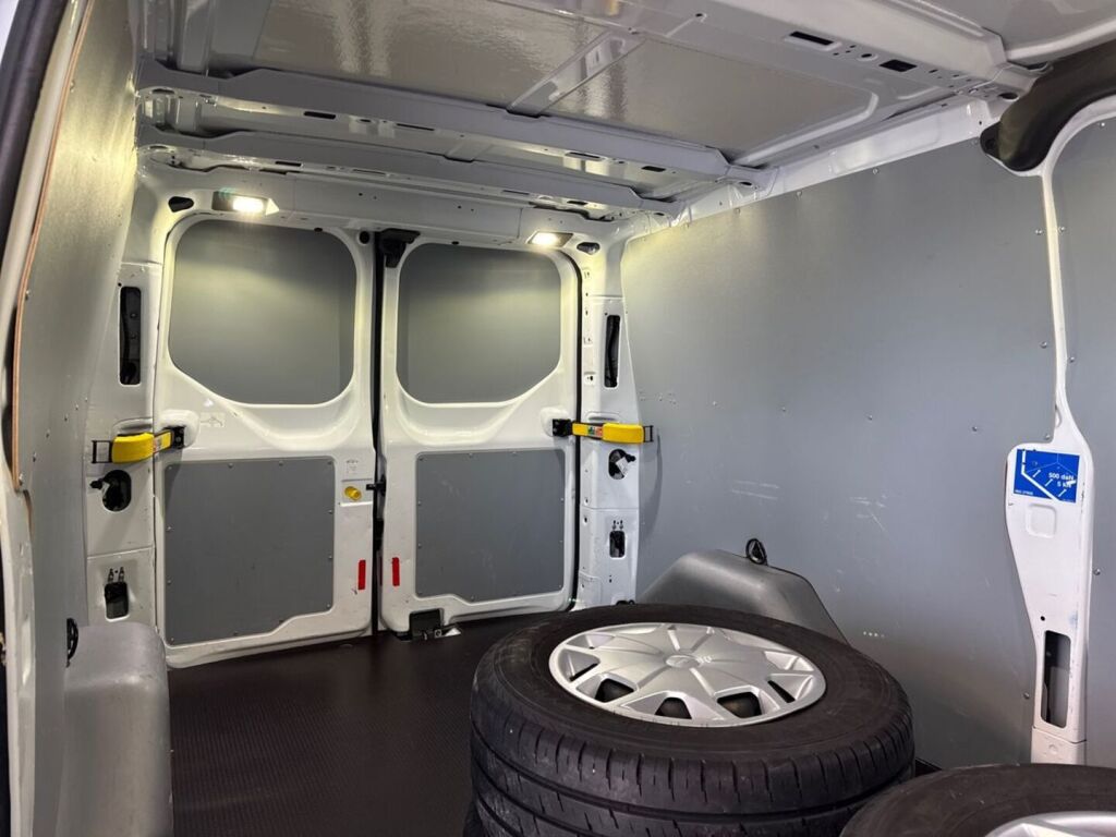 Ford Transit Custom 2016 Valkoinen