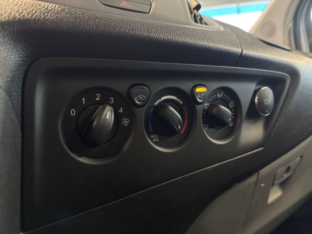 Ford Transit Custom 2016 Valkoinen