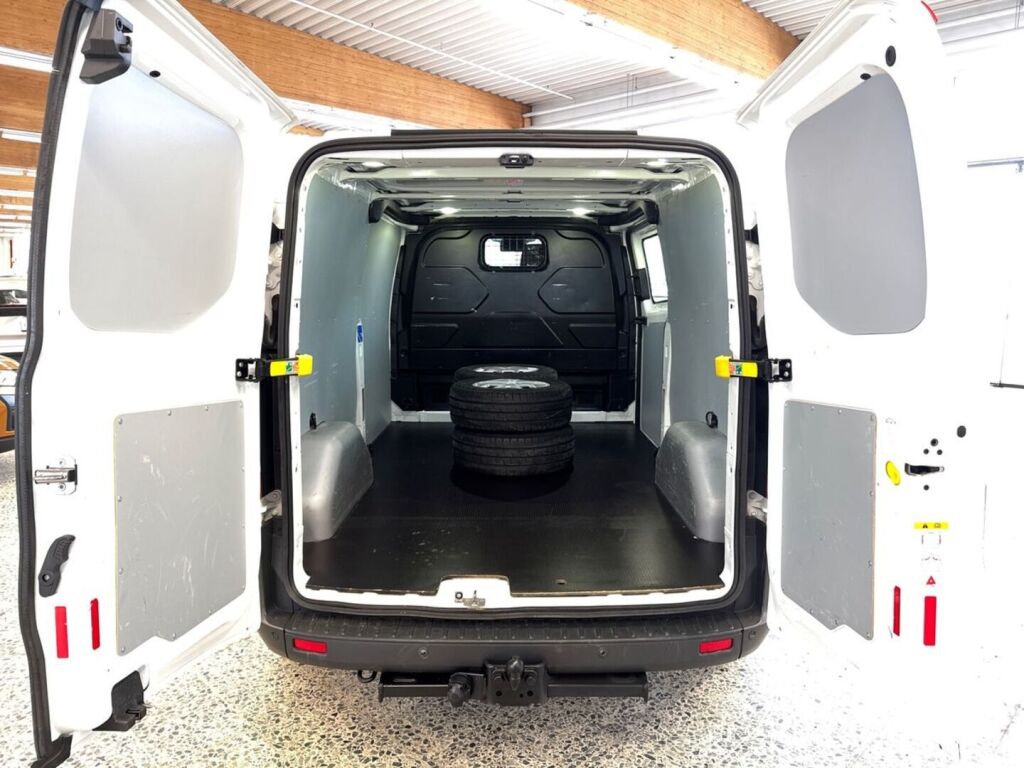 Ford Transit Custom 2016 Valkoinen