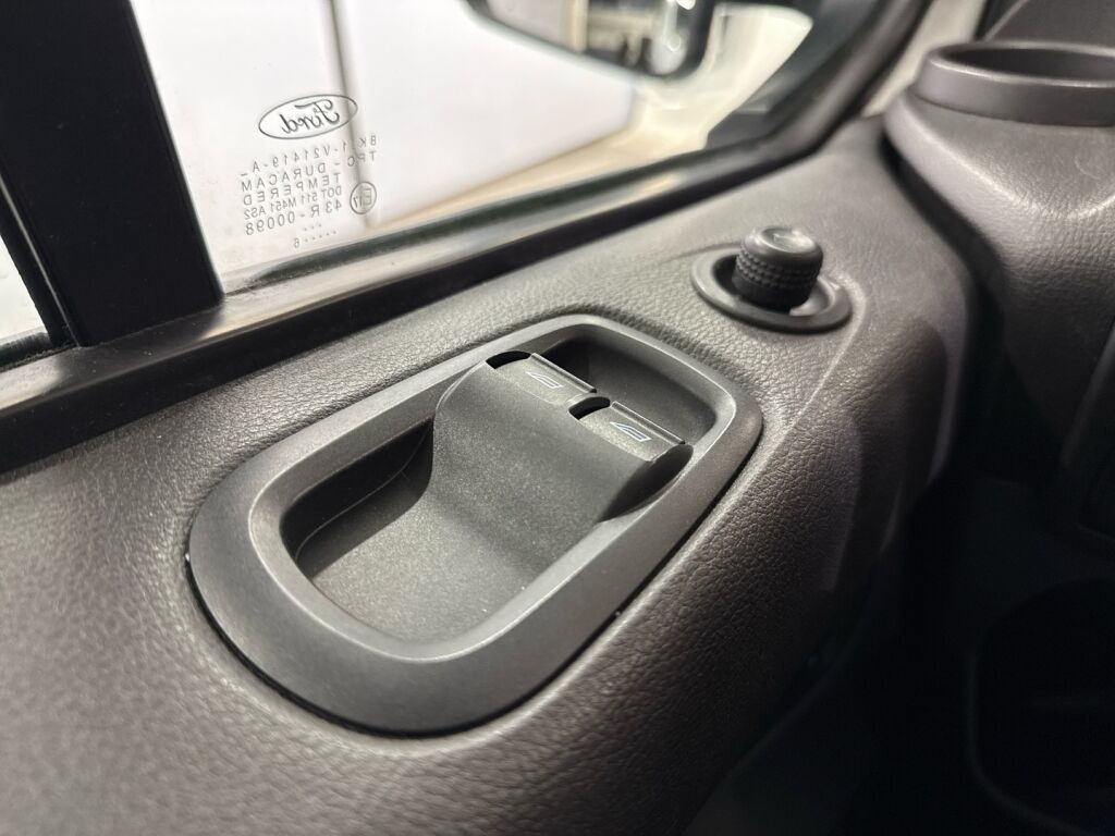 Ford Transit Custom 2016 Valkoinen