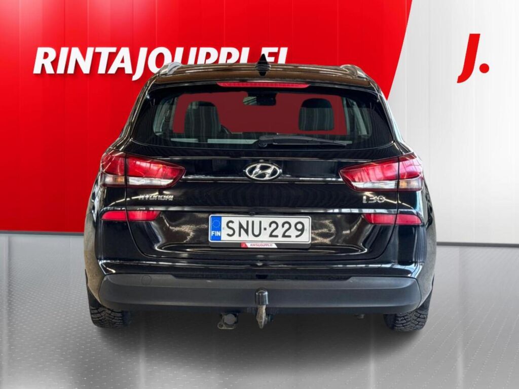 Hyundai i30 Wagon 2019 Musta