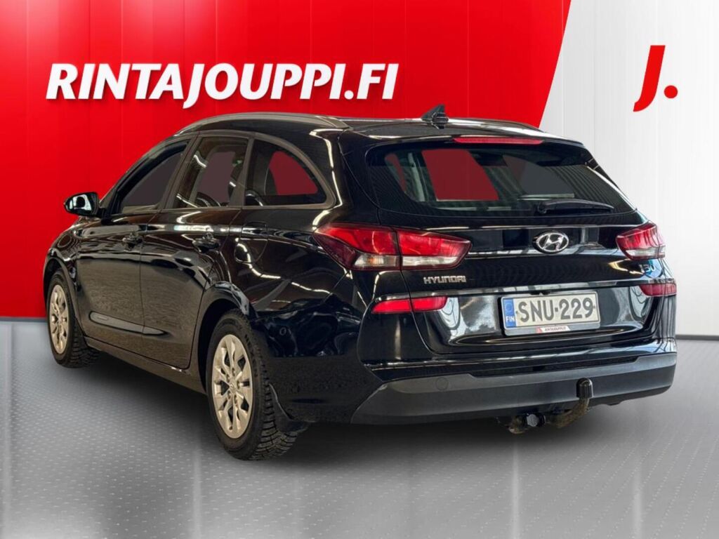 Hyundai i30 Wagon 2019 Musta