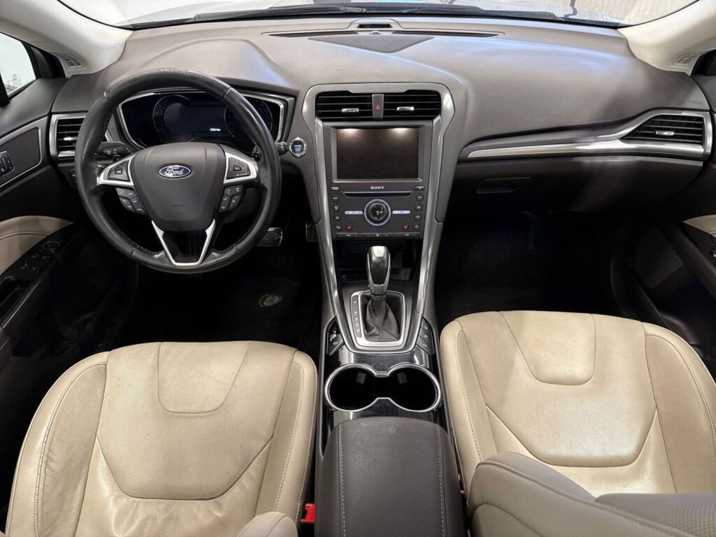 Ford Mondeo 2016 Vihreä