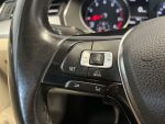 Volkswagen Passat 2016 Punainen