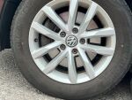Volkswagen Passat 2016 Punainen