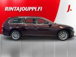 Volkswagen Passat 2016 Punainen