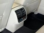 Volkswagen Passat 2016 Punainen