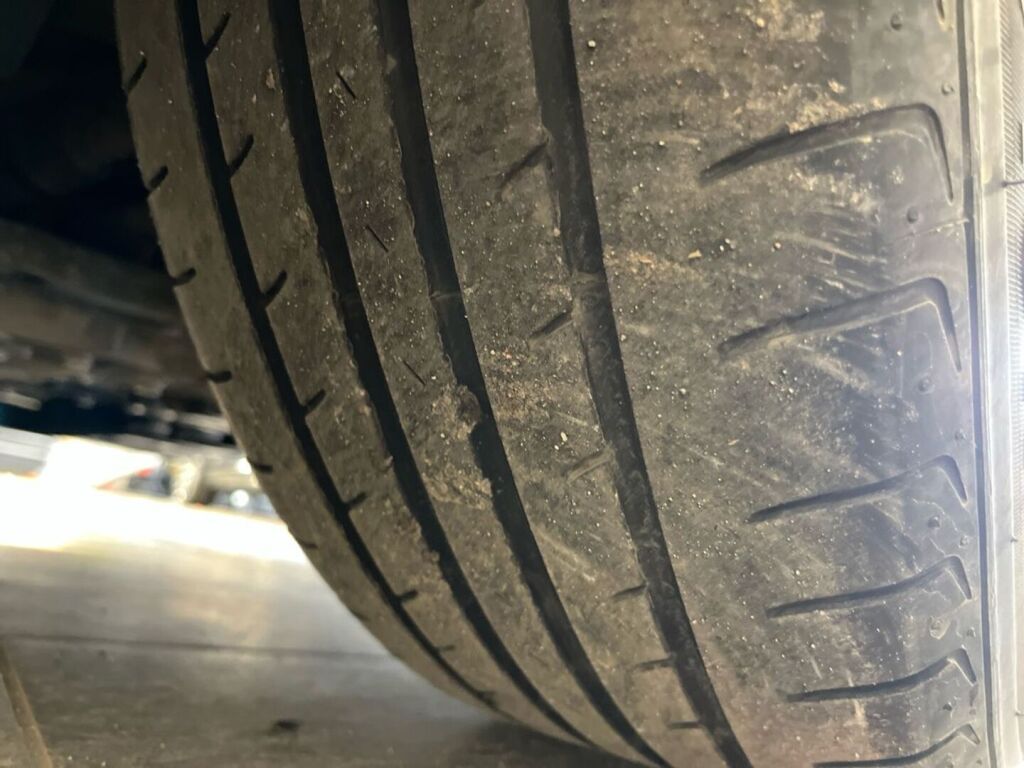 Volkswagen Passat 2016 Punainen