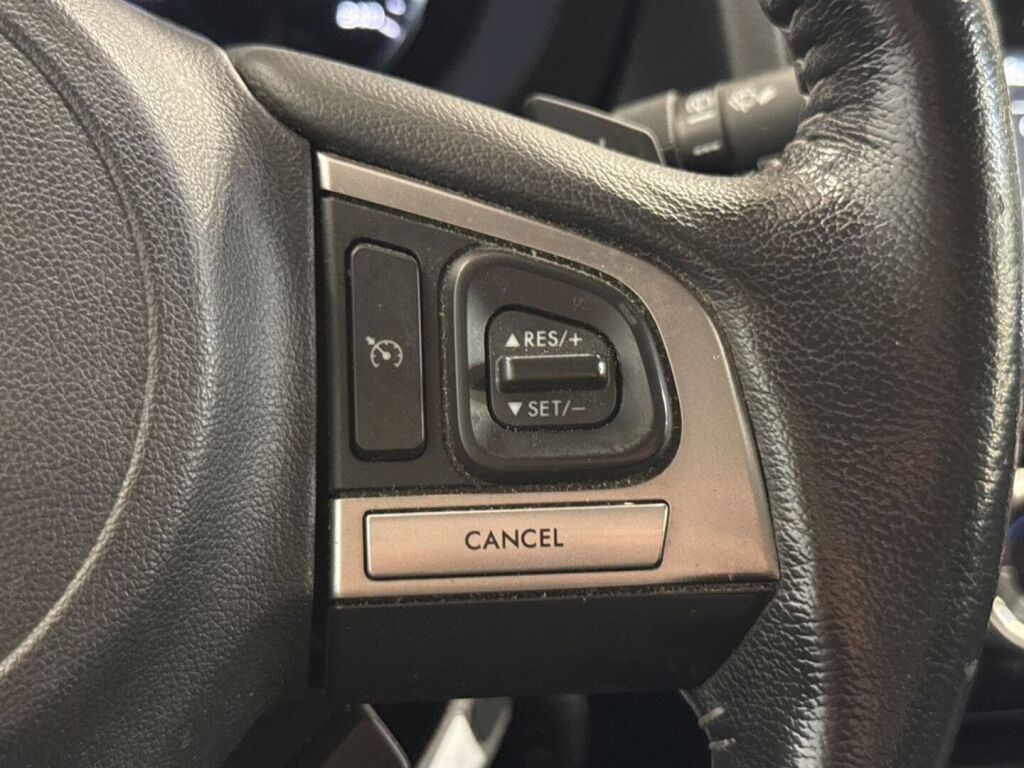 Subaru Forester 2016 Harmaa