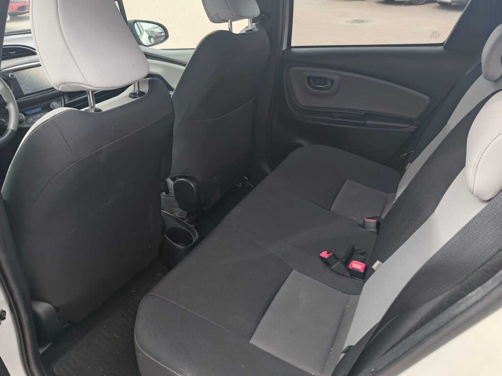 Toyota Yaris 2016 Valkoinen