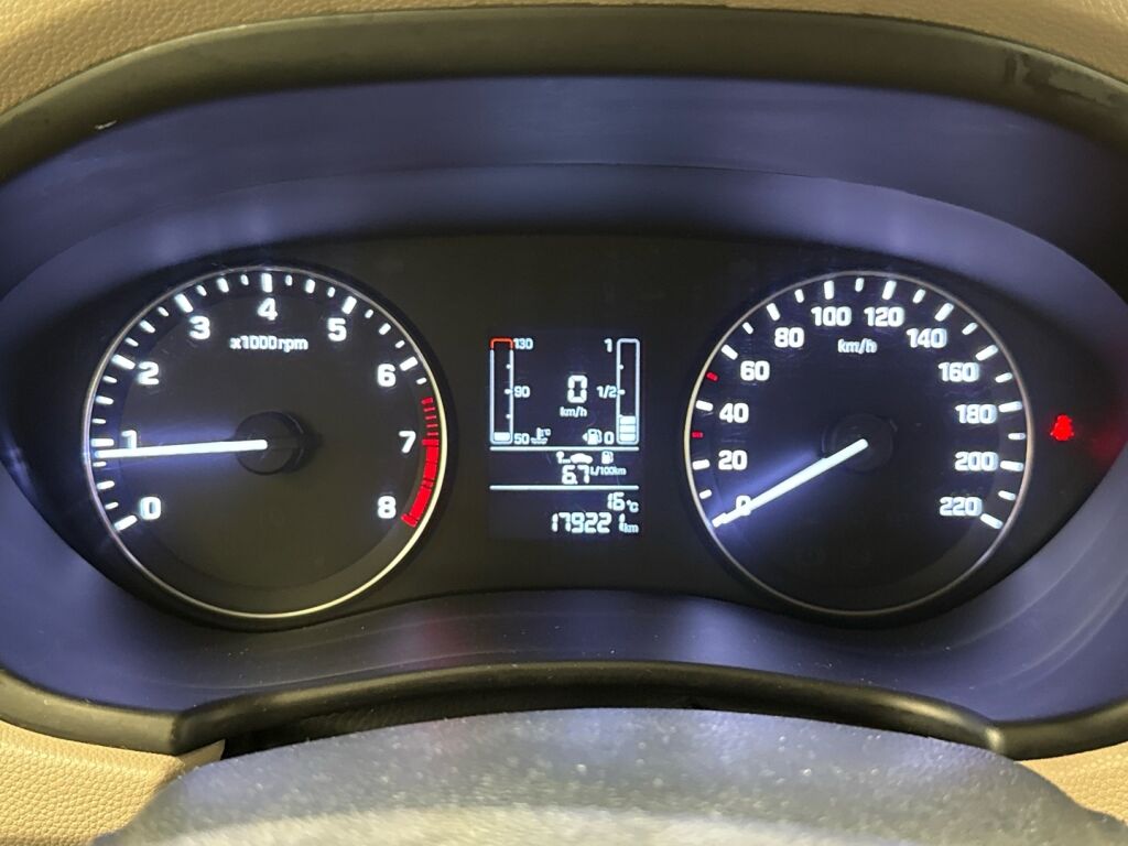 Hyundai i20 5d 2016 Punainen