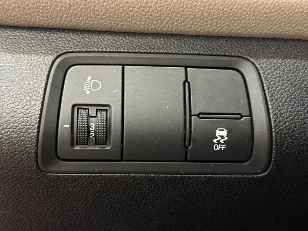 Hyundai i20 5d 2016 Punainen