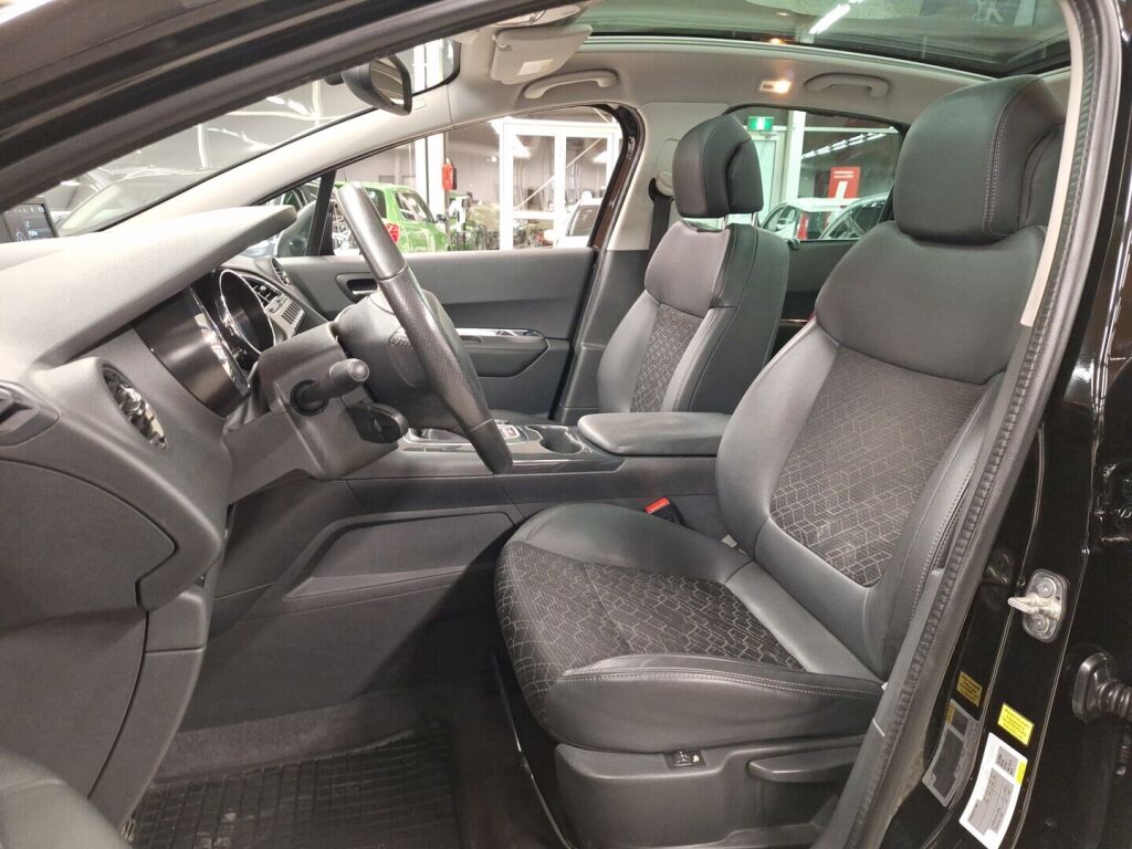 Peugeot 3008 2016 Musta