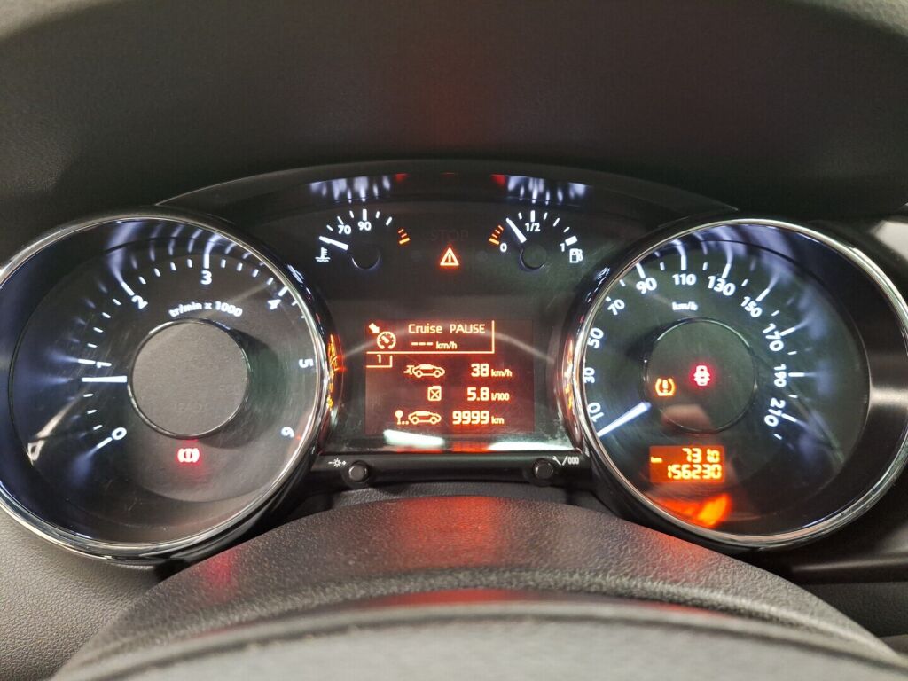 Peugeot 3008 2016 Musta