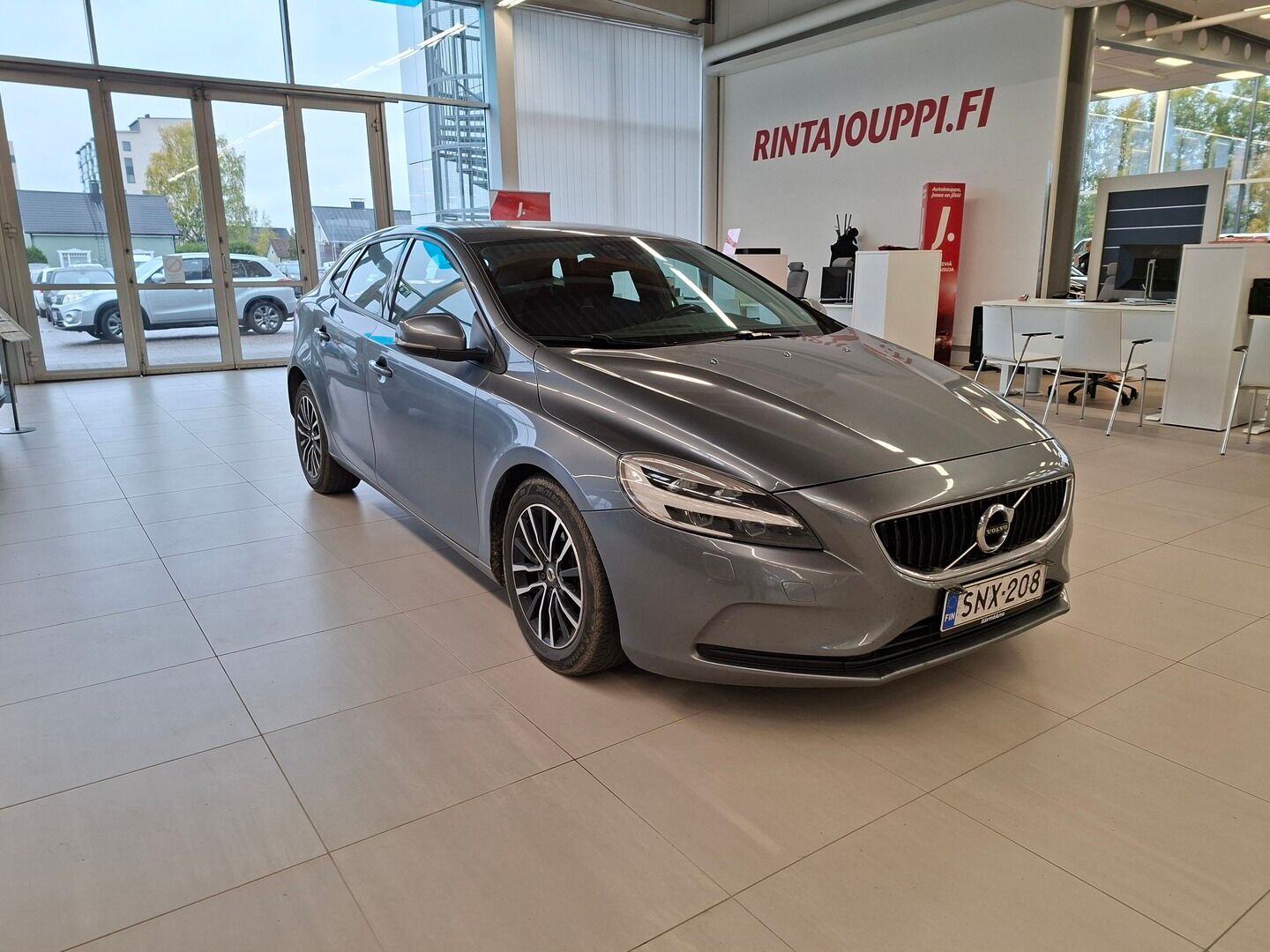 Volvo V40