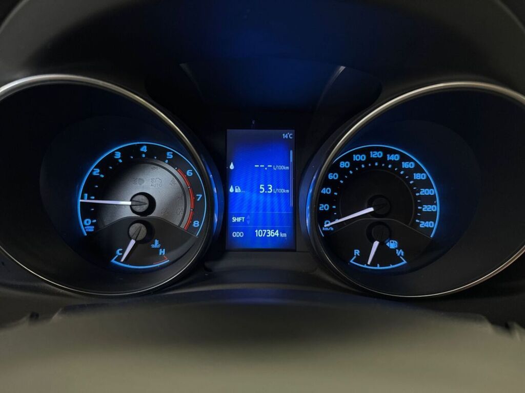 Toyota Auris 2016 Harmaa