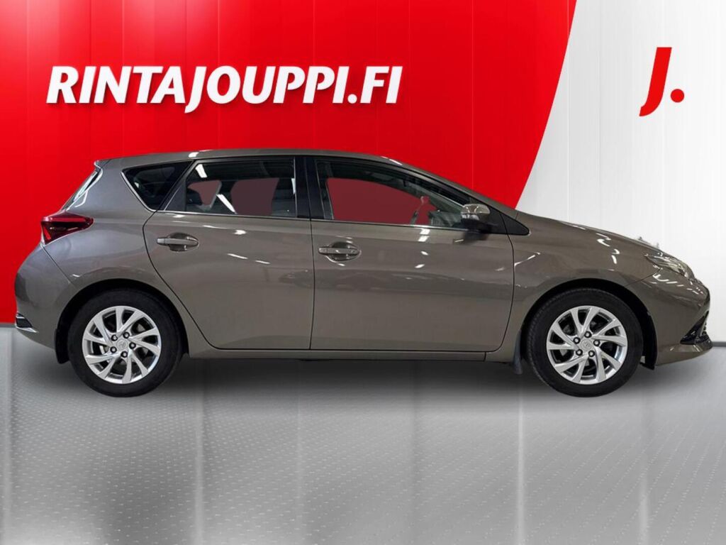 Toyota Auris 2016 Harmaa