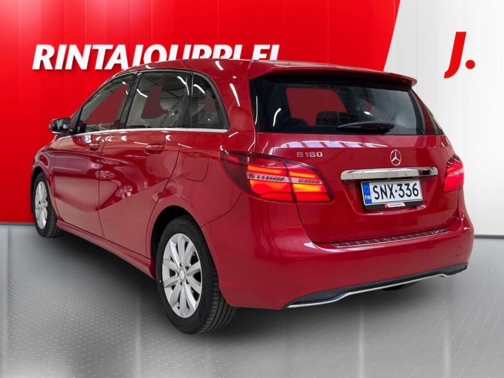 Mercedes-Benz B 2016 Punainen