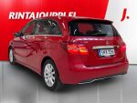 Mercedes-Benz B 2016 Punainen