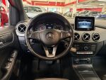 Mercedes-Benz B 2016 Punainen
