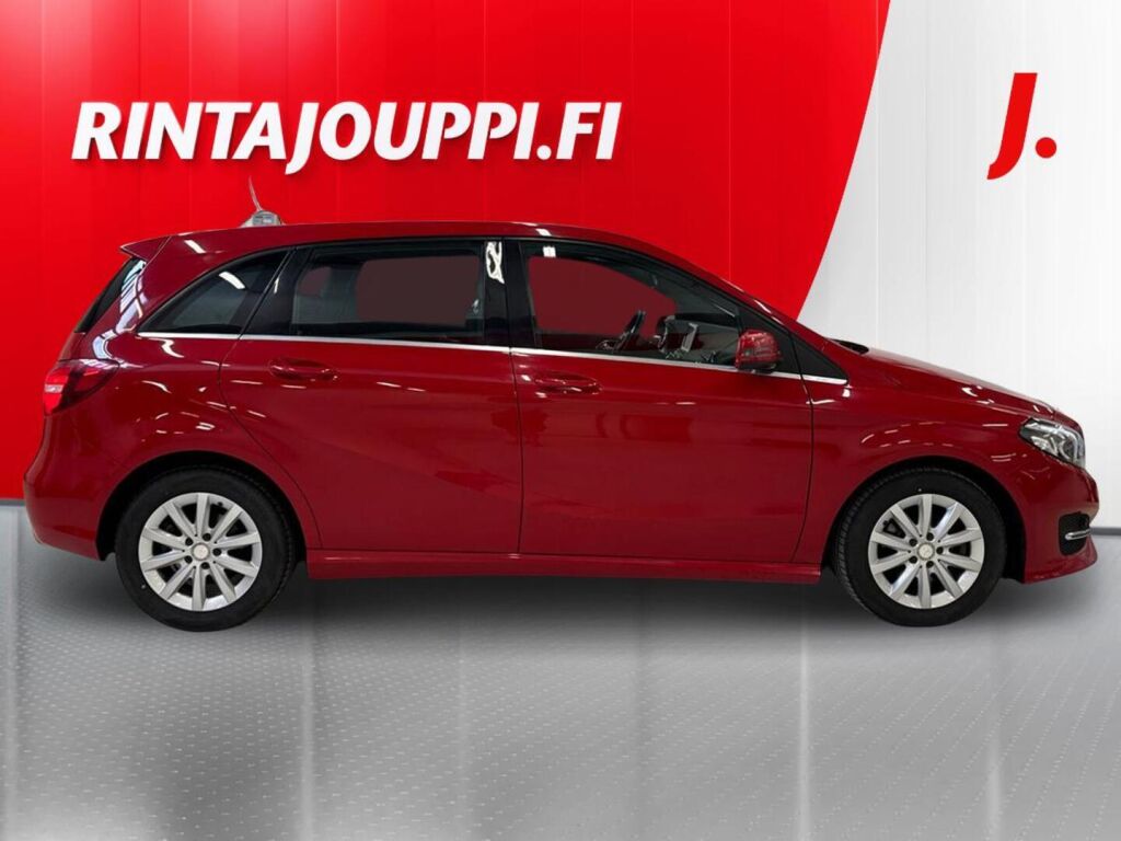 Mercedes-Benz B 2016 Punainen