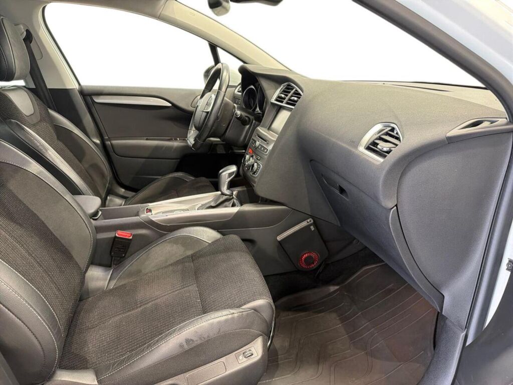 Citroen C4 2017 Valkoinen