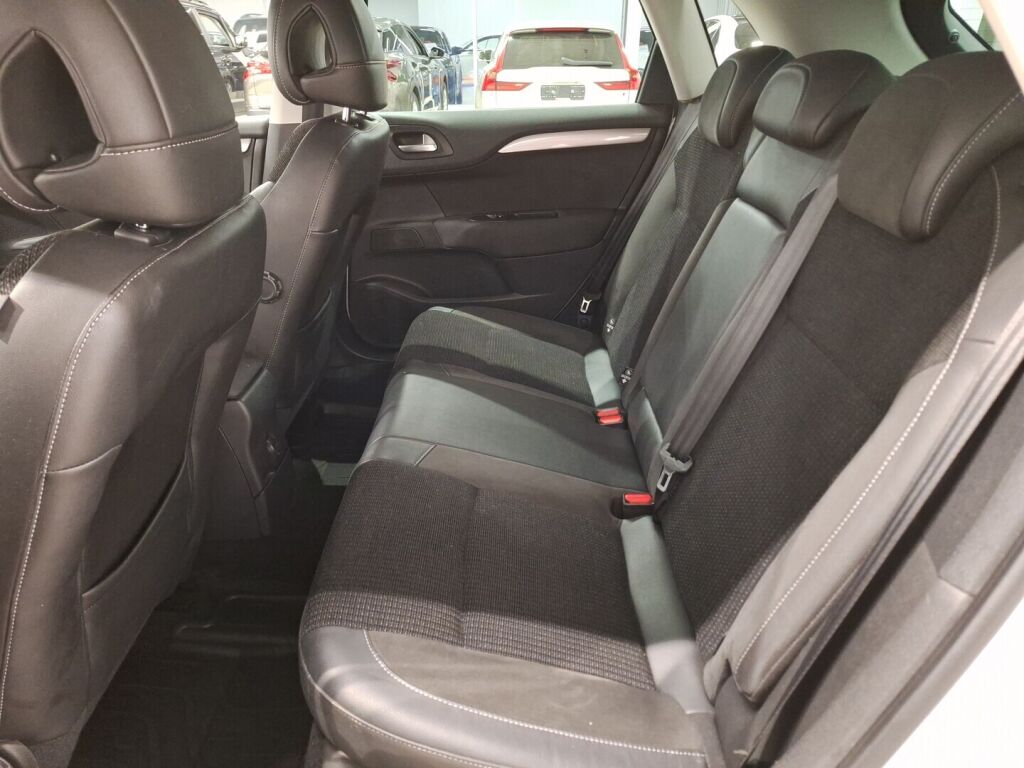 Citroen C4 2017 Valkoinen