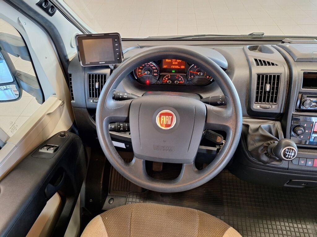 Adria Coral 670 SL Plus 2016 Valkoinen