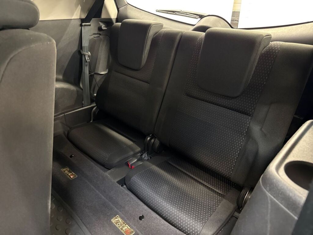 Toyota Corolla Verso 2008 Harmaa