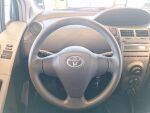Toyota Yaris 2010 Musta
