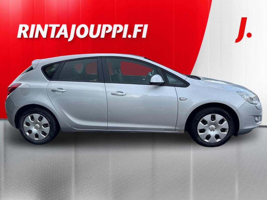Opel Astra 2010 Hopea