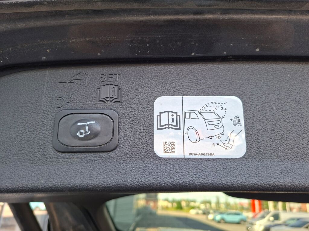 Ford Kuga 2019 Harmaa
