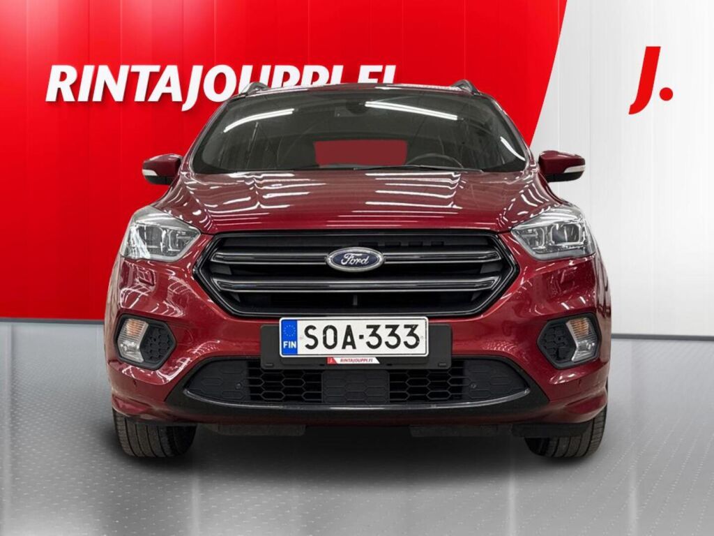 Ford Kuga 2018 Punainen