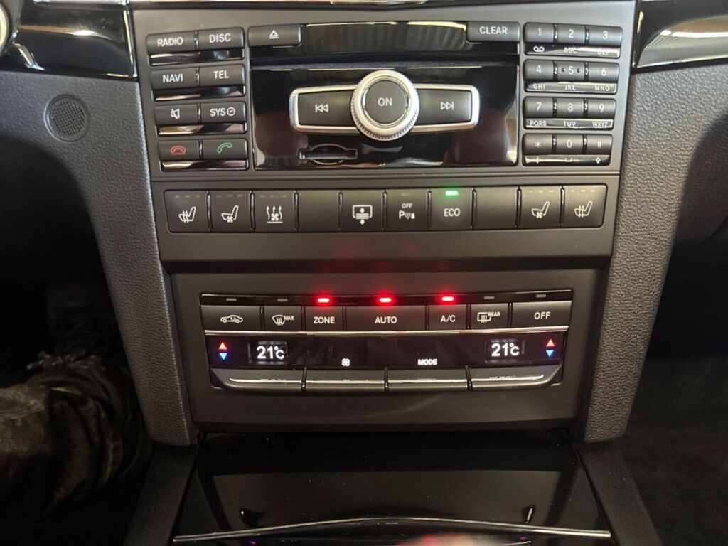 Mercedes-Benz E 2012 Harmaa